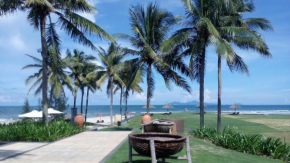 Ocean Apartment Spa & Golf Danang